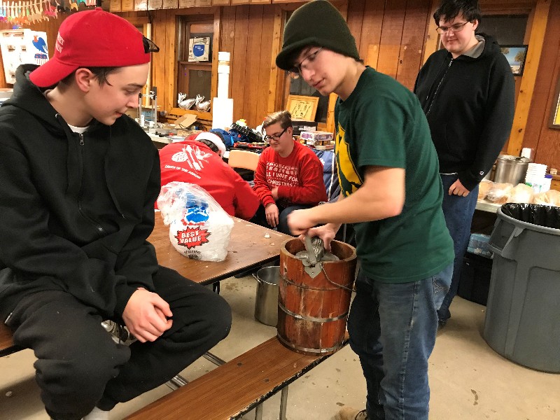 It is Winter Camp Universe Policy to not label pictures in our galleries