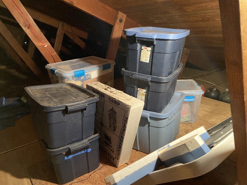 It is Winter Camp Universe Policy to not label pictures in our galleries